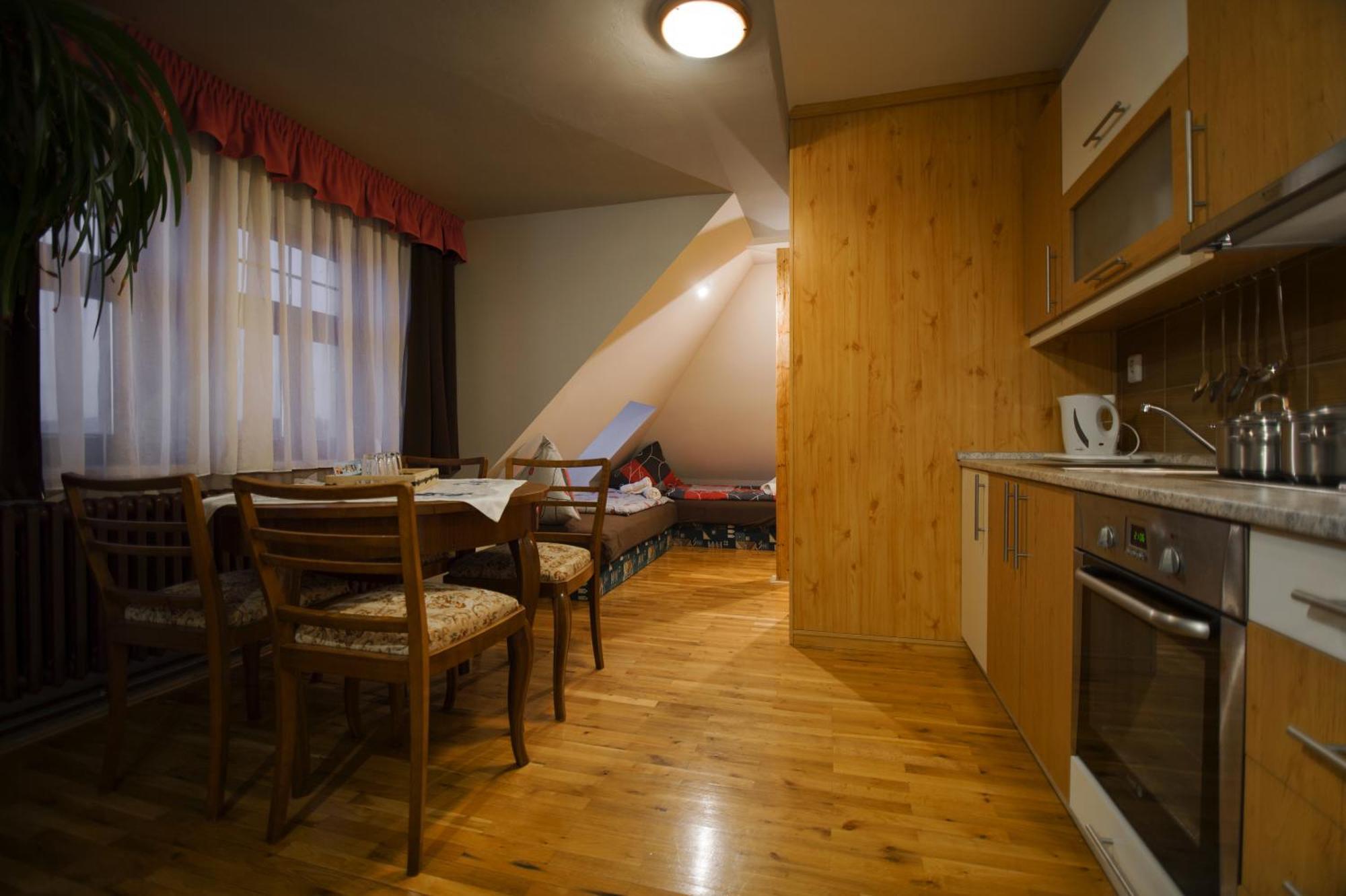Pension Ayky Jablonec nad Nisou Ngoại thất bức ảnh